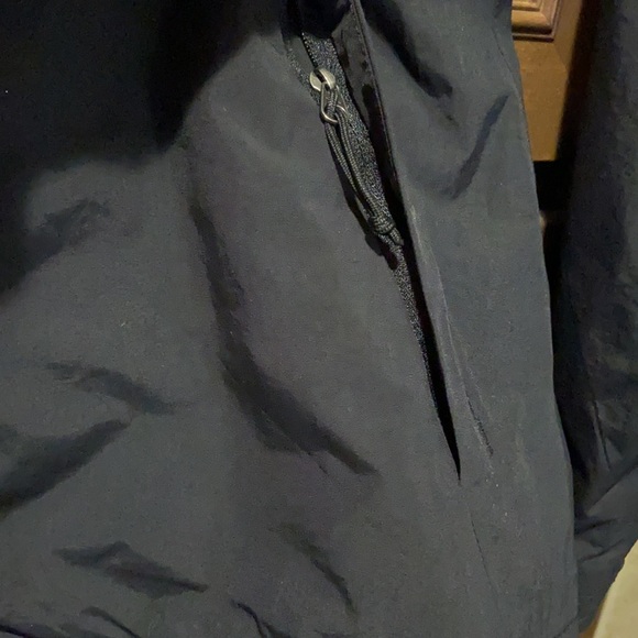 1221 The North Face - Hyvent Jacket_FLAW Pricing_NO DISCOUNTS - Picture 5 of 13